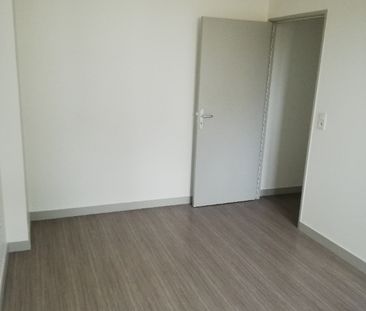 Location Appartement 2 pièces 48m² - Photo 3