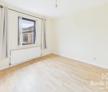 8 Heron Lodge, Newtownards, BT23 8WQ - Photo 4