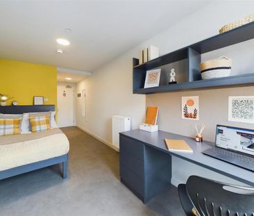 1 bedroom in a flat share to rent - Photo 6