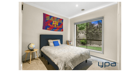 Prestigious Family Home in a Prime Boardwalk Estate Location ! - Photo 5