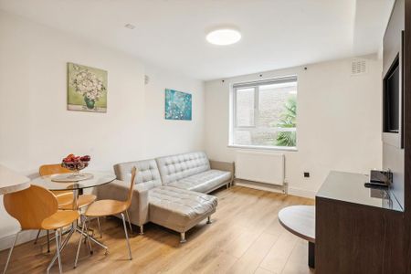 1 bedroom flat to rent - Photo 2