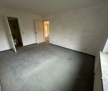 (Frisch sanierte) Traumwohnung! 4-Zimmer-Wohnung mit Balkon und "Ma... - Foto 1