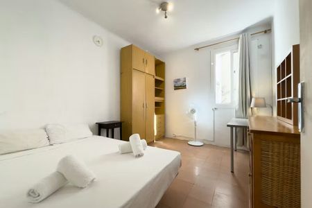 Carrer de la Riera Blanca, Barcelona, Catalonia 08028 - Photo 4