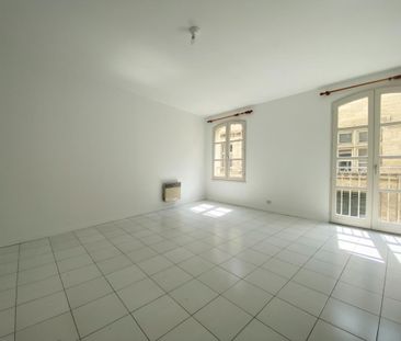 Location Appartement 2 pièces 56m² AVIGNON 84000 - Photo 2