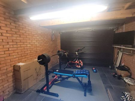 Semi-detached house to rent on - Photo 2