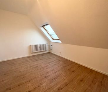 Renovierte 4-Zimmer-Maisonettewohnung mit Terrasse und Einzelgarage... - Photo 3