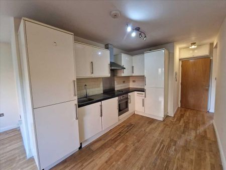 2 bedroom apartment to rent - Photo 4