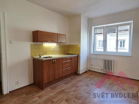 Pronájem bytu 2+kk 38 m2 - Photo 1