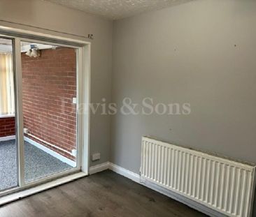 3 bedroom semi-detached house to rent - Photo 5