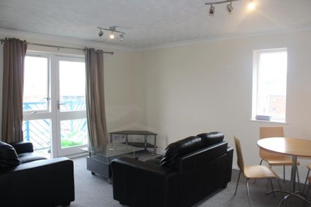 2 bedroom apartment to rent - Photo 5