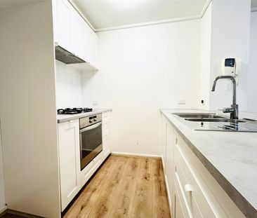 402/668 Bourke Street - Photo 5