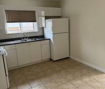 1 Bedroom Suite in sought after neighborhood - Photo 2