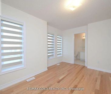 161 TERRY FOX DRIVE - Photo 5