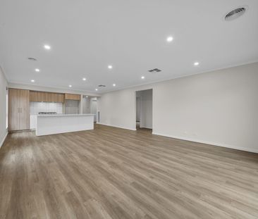 Brand New: Upgraded & Spacious Home! - Photo 6