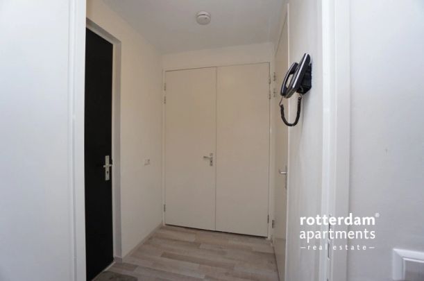 Kruisplein, Rotterdam - Photo 1