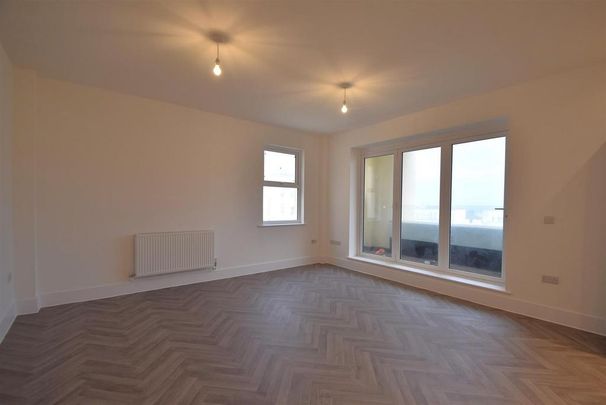 3 bedroom apartment to rent - Photo 1