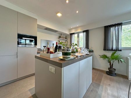 Luxueus appartement op een rustige centrumlocatie te 's Gravenwezel. - Photo 5