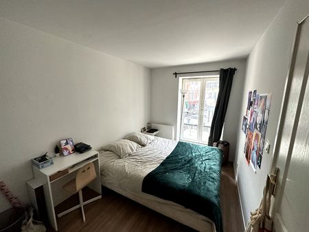 Apartment - Photo 2