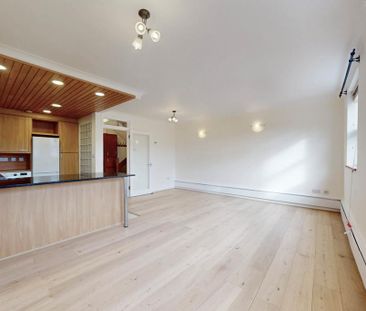 3 bedroom apartment to rent - Photo 2