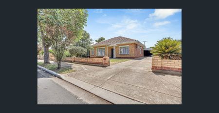 Hi, I'm Space, Comfort & Easy Living with Charming Backyard Garden - Photo 2