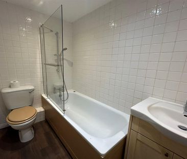 Shirley Street, Hove - Photo 2