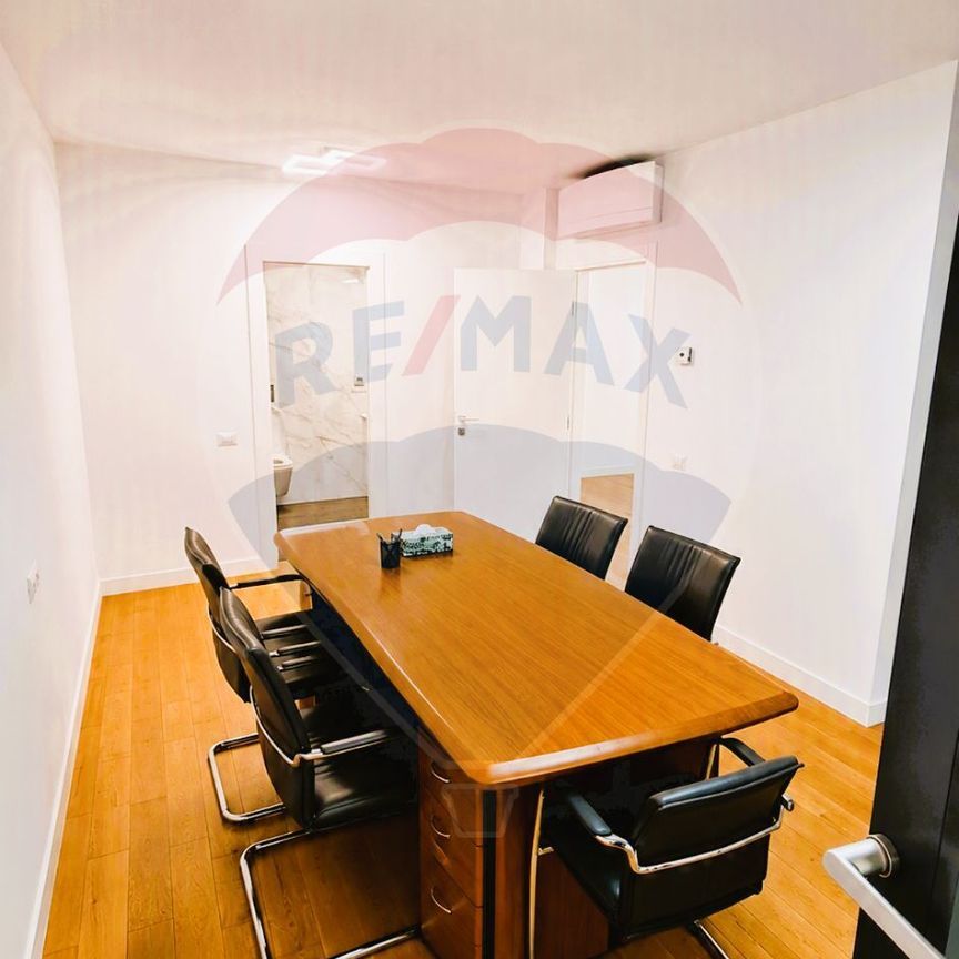 Apartament cu 4 camere de închiriat- Piata Constitutiei - Photo 1