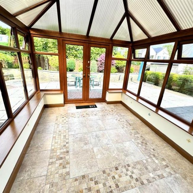 2 Bedroom Detached Available Arranging tenancy - Photo 1