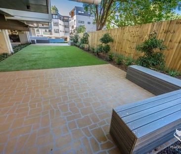 Unfurnished 1 Bedroom, study, 1 bath, 1 car park - Photo 6