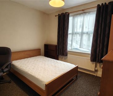 4 bedroom house to rent Hunter Street, Northampton, NN1 - Photo 5