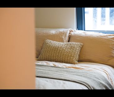 Studio Flat, Pearl Works, S1 - Photo 2