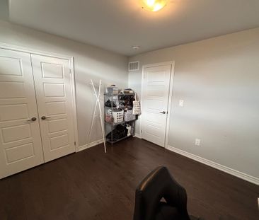 For Lease - 1480 Kitchen Court Unit# UPPER, Milton, Ontario - Photo 5