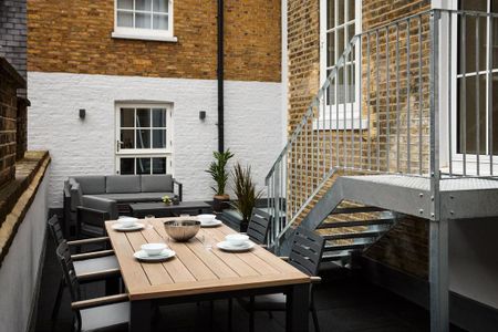 3 bedroom serviced apartment to rent - Photo 3