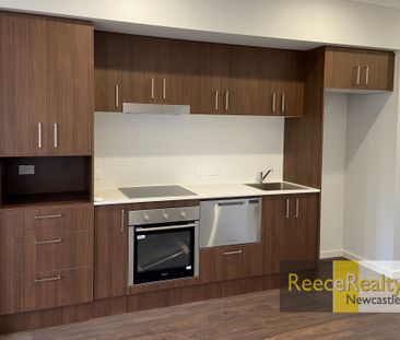 108/4 Avena Path, Waratah West - Photo 4