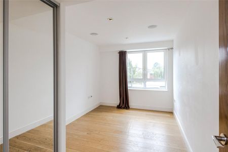 3 bedroom flat in 8 Kew Bridge - Photo 2