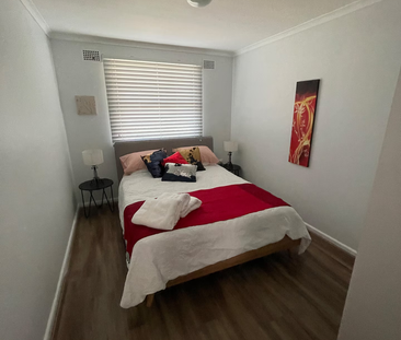 THE ENTRANCE POOLS & BEACH - part furnished unit - Photo 6