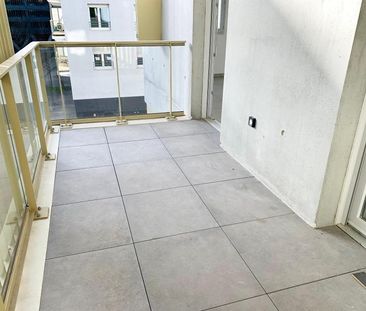 Location Appartement 3 pièces 61m² VAULX EN VELIN 69120 - Photo 3