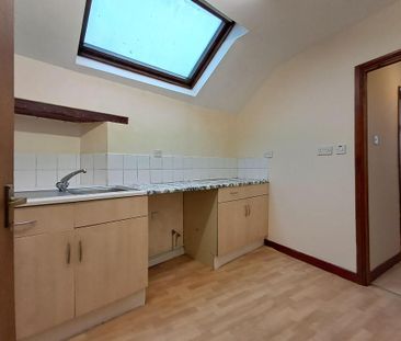 1 bedroom flat to rent - Photo 6