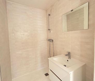 Location Appartement 3 pièces 52m² ST ETIENNE 42000 - Photo 6