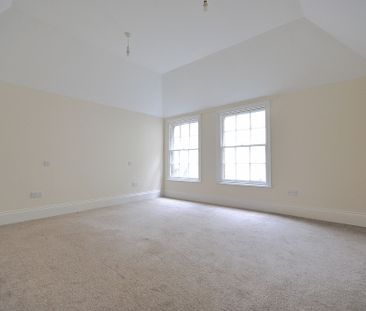 2 bedroom flat to rent, - Photo 6