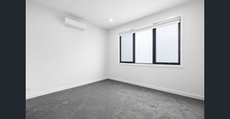 Brand New Designer Townhouse - Photo 3