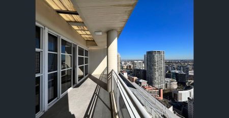 Just Refurbished I Penthouse I Panorama View I Furnished - Photo 2