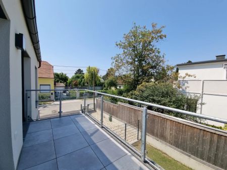 Perfekter Schnitt - Wohnen im Grünen - Großzügige Terrasse - Photo 4