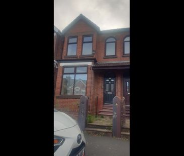 3 Bed Semi-Detached House, Greenhill Road, M8 - Photo 4