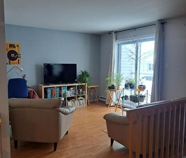 4 1/2 Lévis centre-ville, UQAR, proximité autoroute - Photo 2