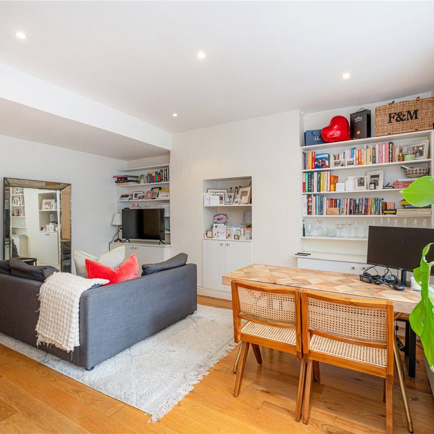 St Stephens Gardens, W2 - Photo 1