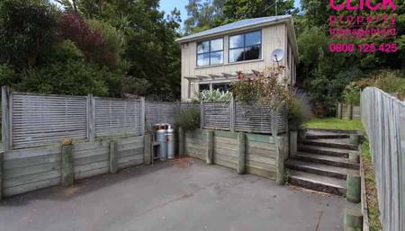Spacious 5-Bedroom Home Close to Uni & City - Photo 5