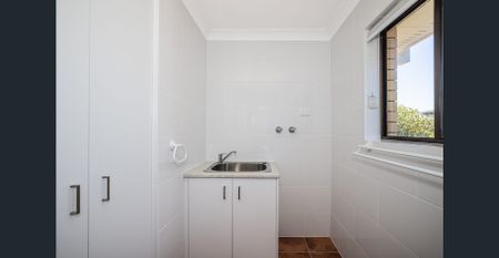 THREE BEDROOM UNIT WITH WATER VIEWS - Photo 2