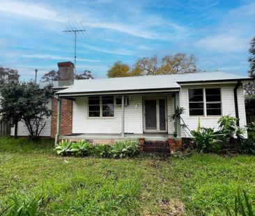Three Bedroom Home in Great Location!!! - Photo 1