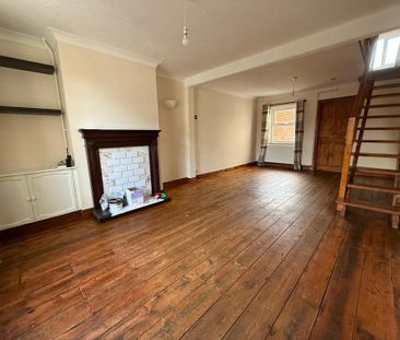 2 bedroom terraced house to rent - Photo 1