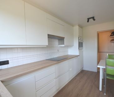 Te huur: Instapklaar appartement met 3 slpk en parking - Photo 5
